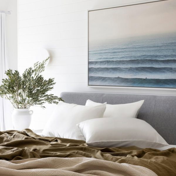 lunalux silk pillowcase in bedroom lifestyle shot