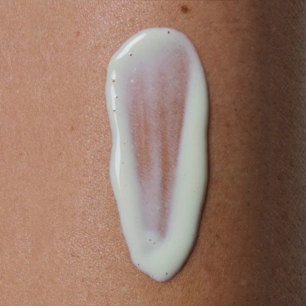 Simka Invisible Face Fluid SPF50 - Image 3